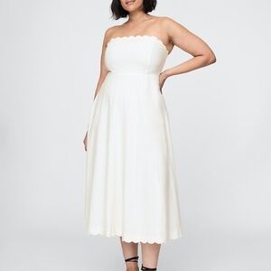 Linen-blend scalloped midi-dress